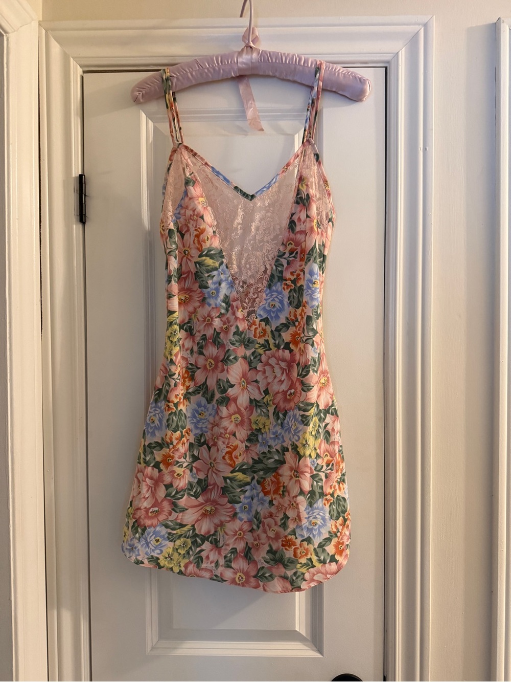 Vintage 80s-90s Victoria's Secret Pink Floral Lace Slip Dress